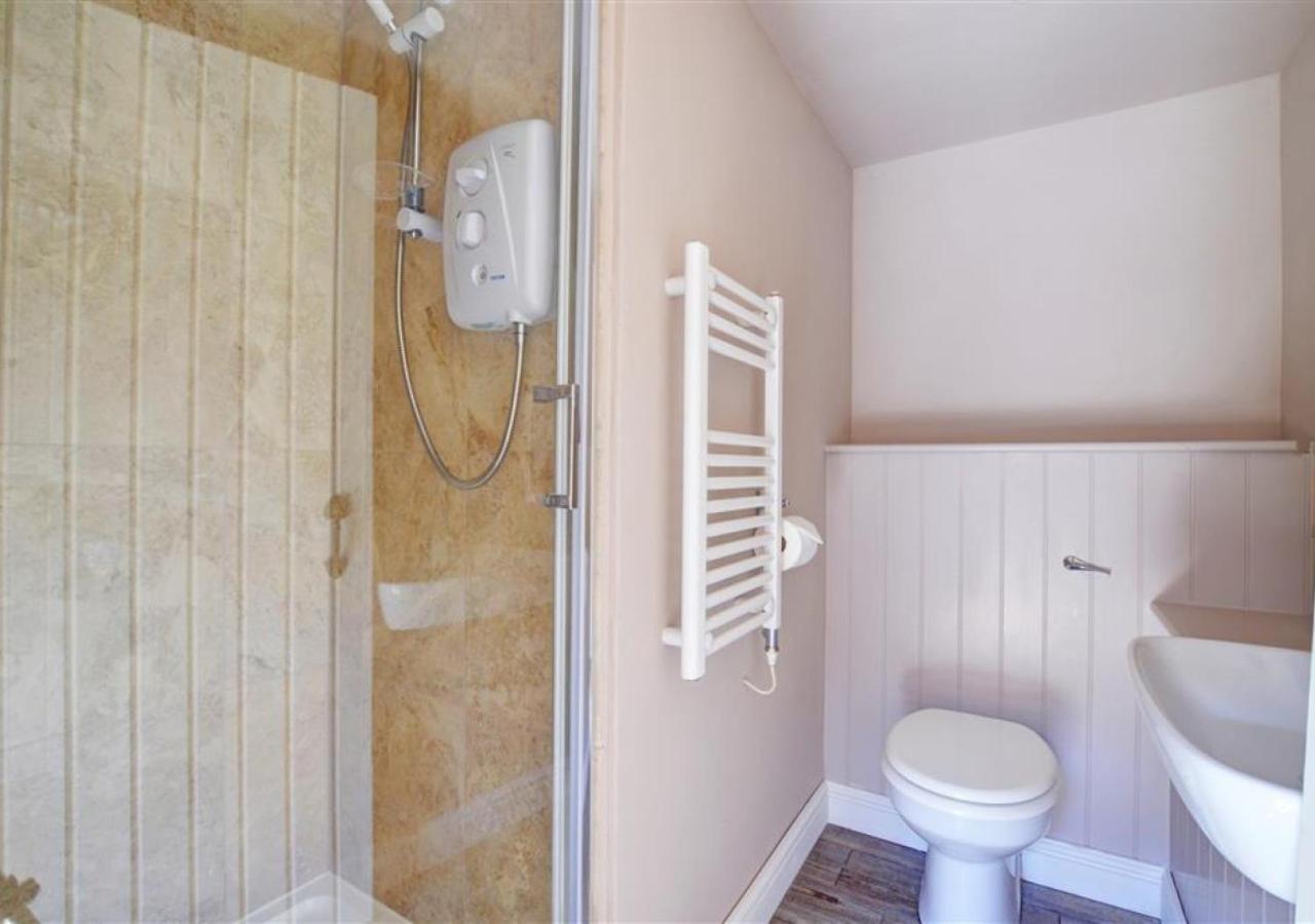 Hawthorne And Rainbow Cottage Roughton  Ngoại thất bức ảnh
