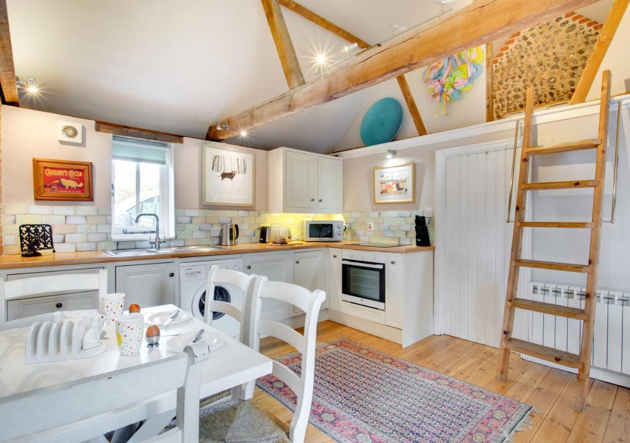 Hawthorne And Rainbow Cottage Roughton  Ngoại thất bức ảnh